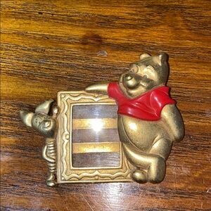 Vintage Pooh & Piglet matte gold tone enamel Disney Picture Brooch pin